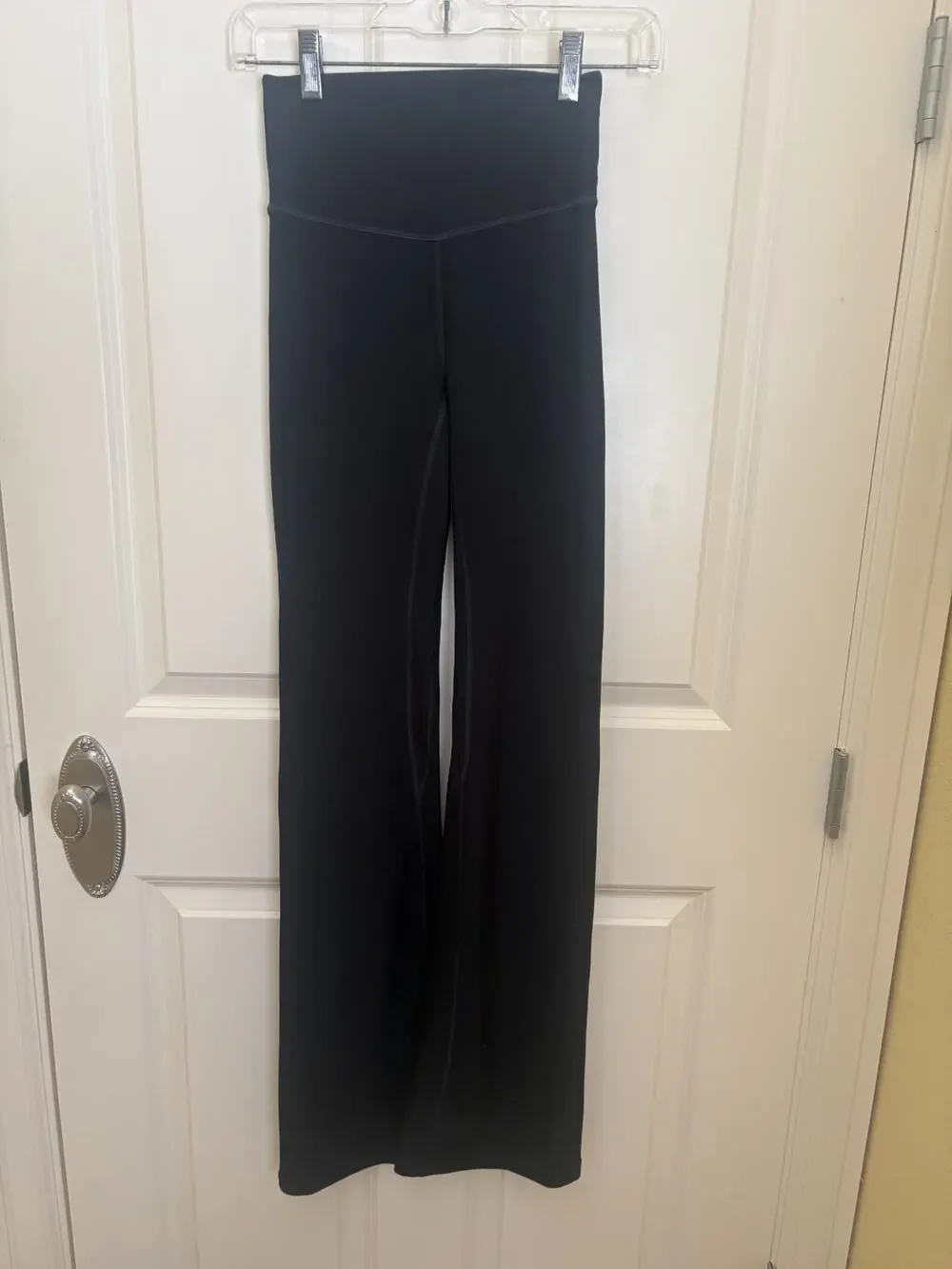 Abercrombie & Fitch YPB X-Small Sculptlux Flare Legging Womens Black Yoga Pant
